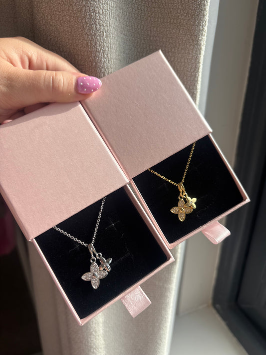 Double clover chain