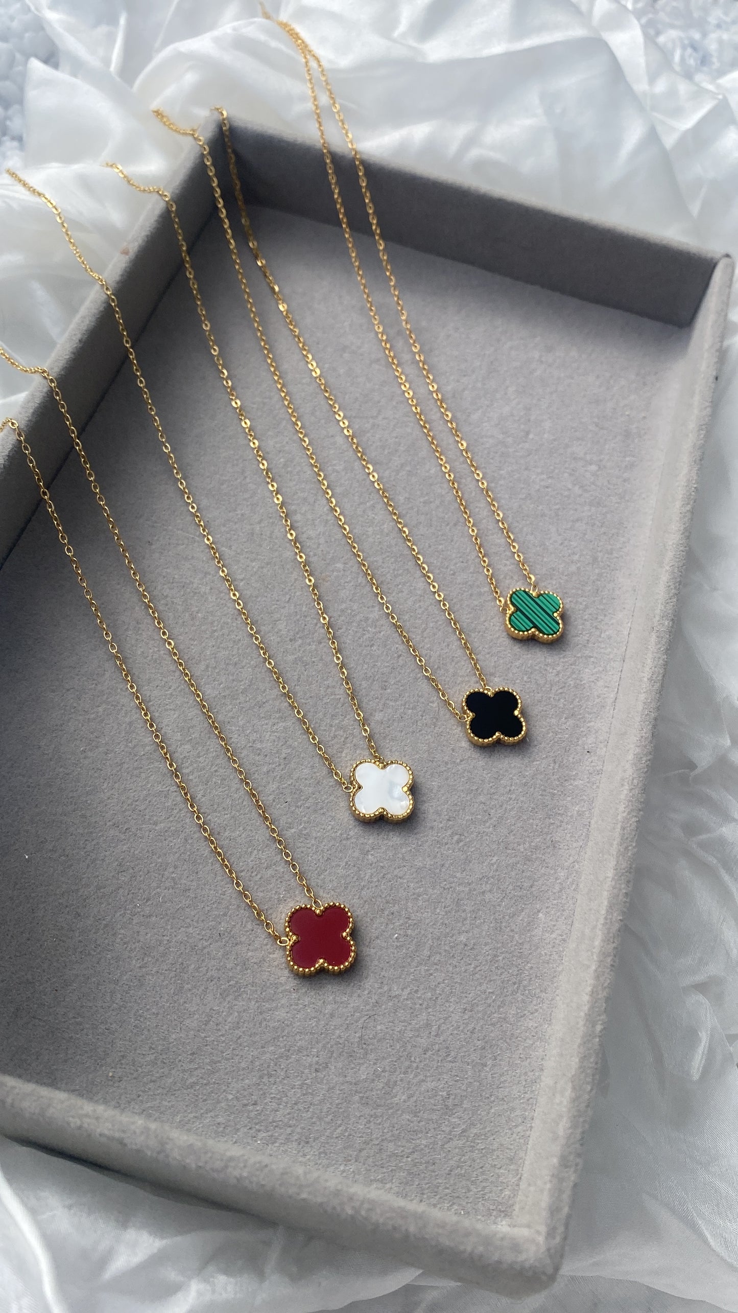 18k Gold Clover Necklace