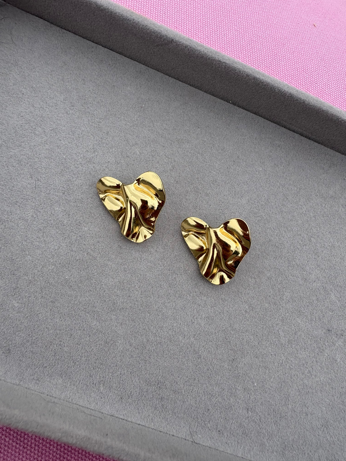 Gold heart studs