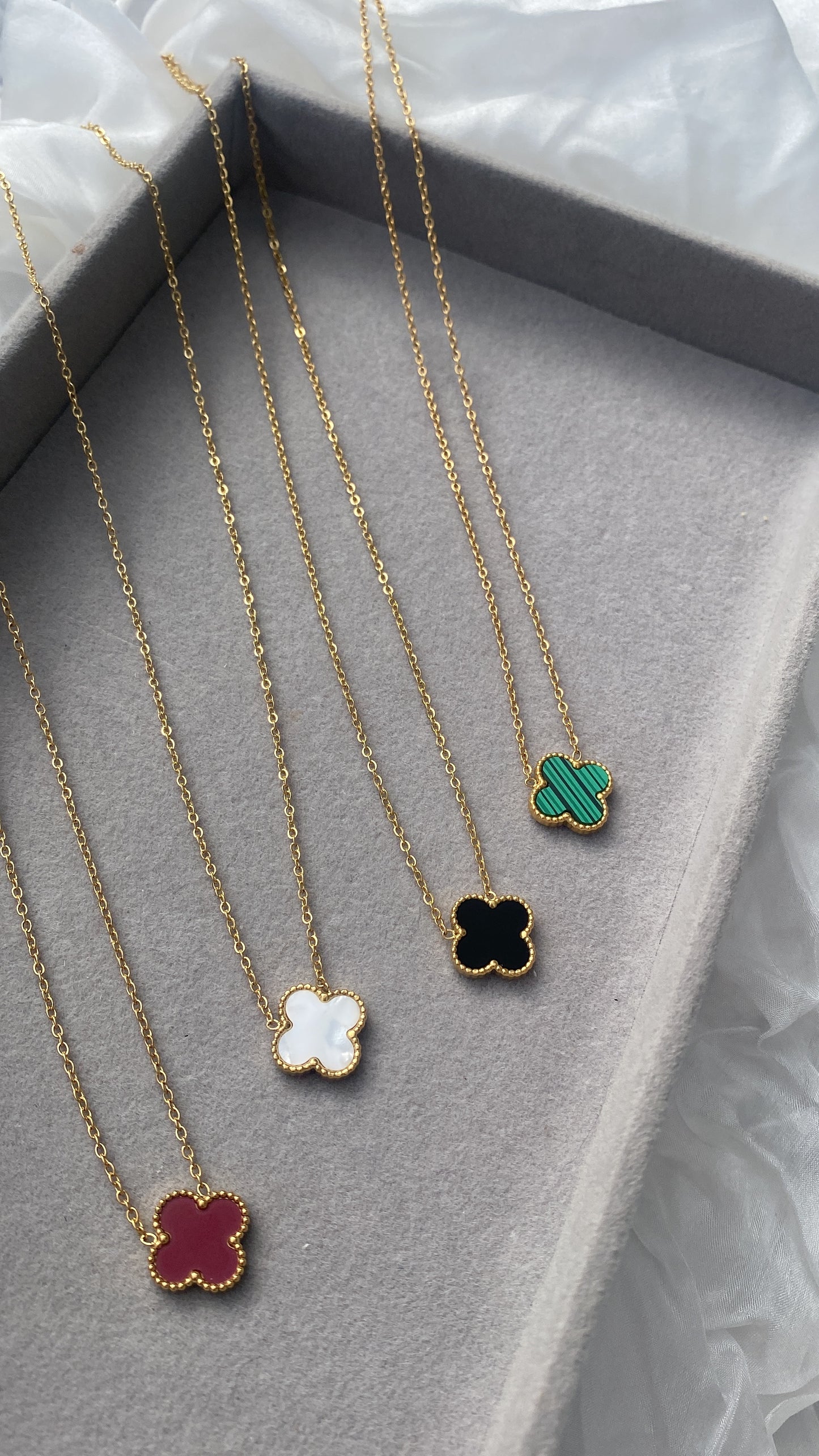 18k Gold Clover Necklace
