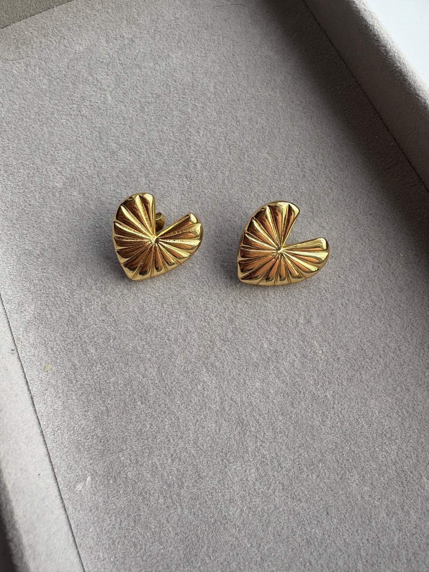 Heart slice earrings