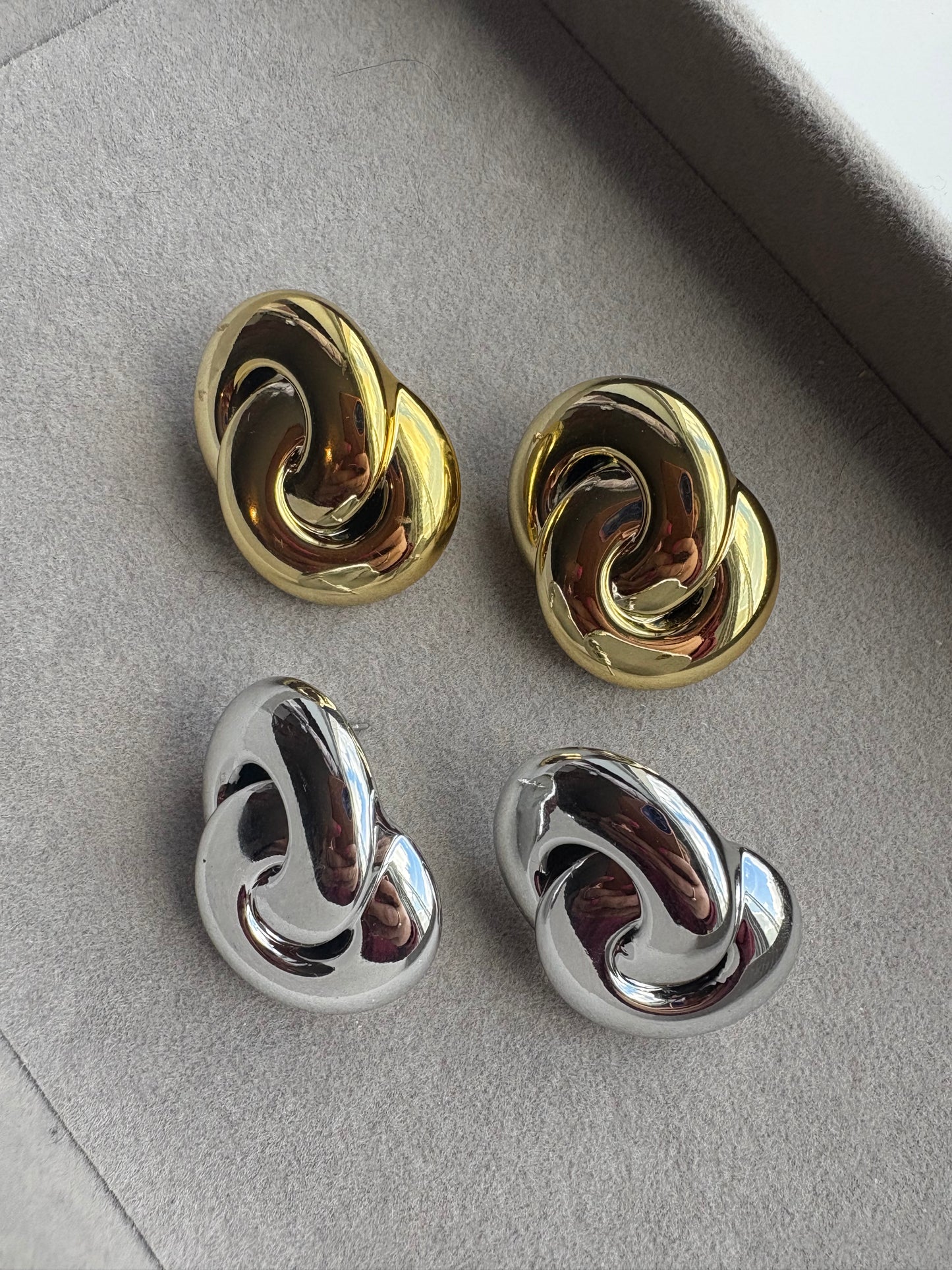 S shaped earrings