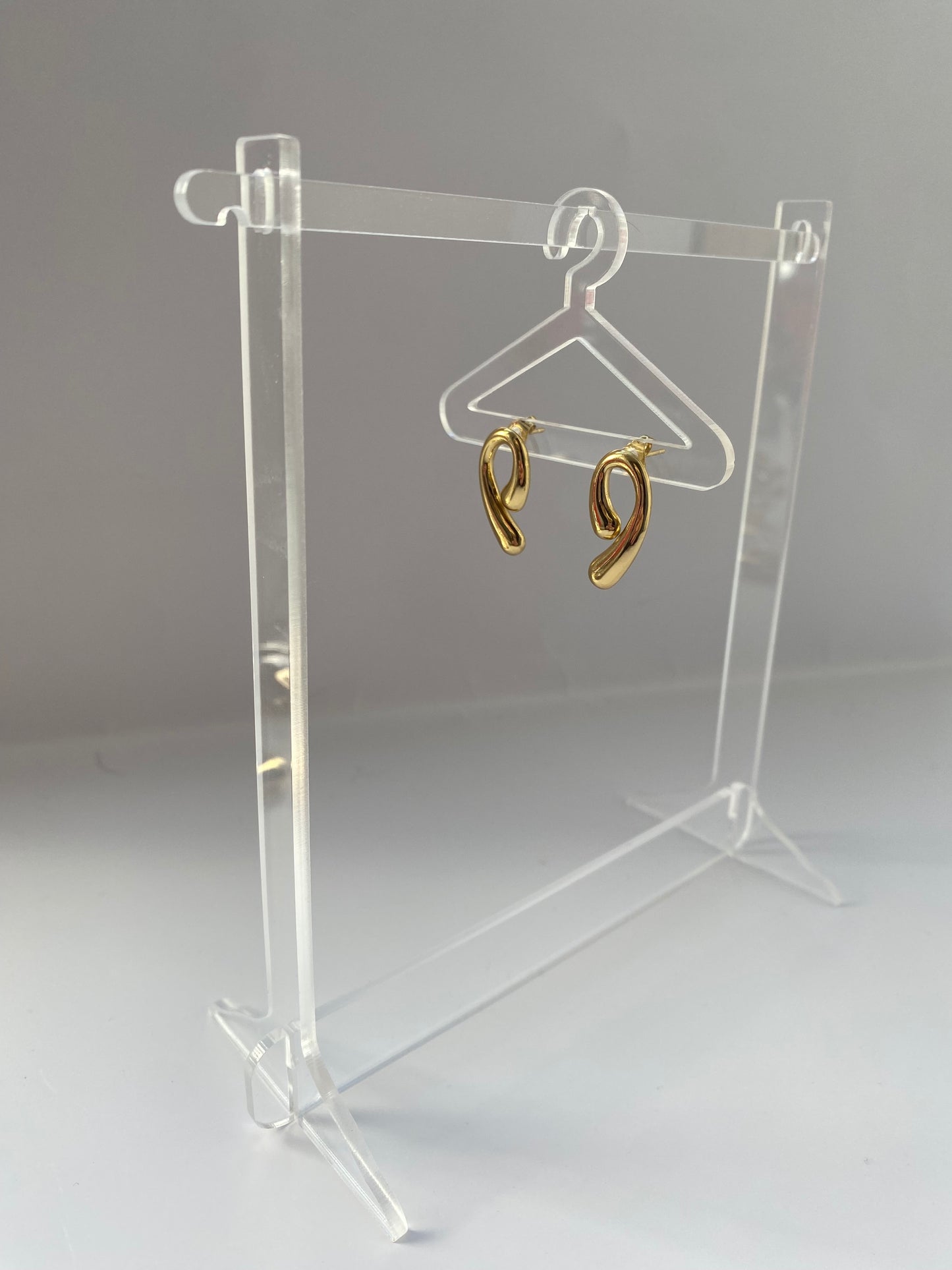 Gold Curve Hoops