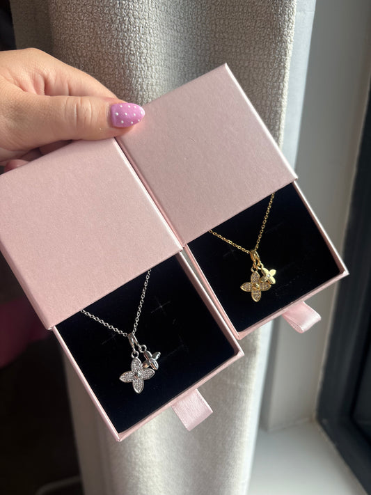 Double clover chain