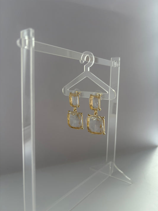 Square dropped earrings
