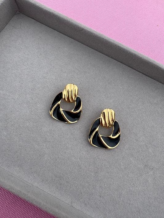 Black & Gold drop earrings