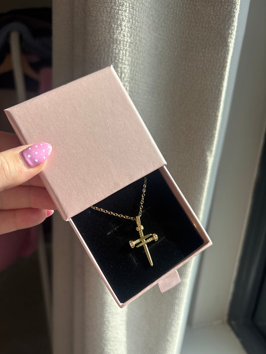 Nail cross chain